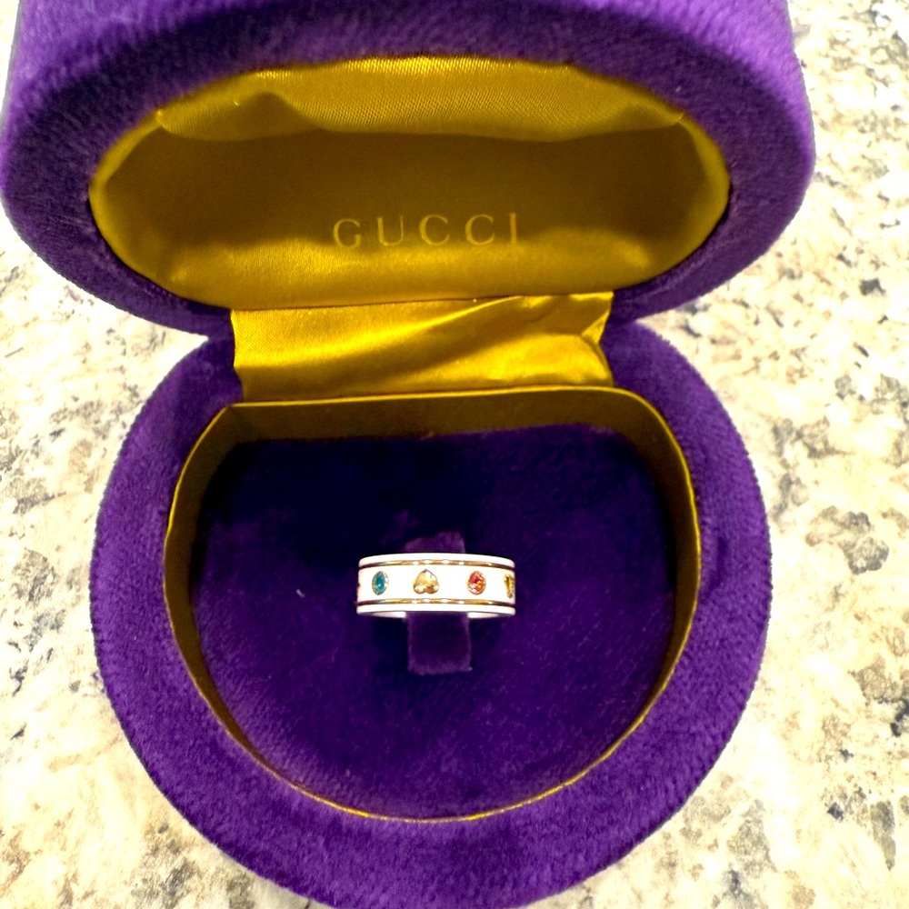 Gucci White Icon Ring 18K and Zirconia with Gemstones